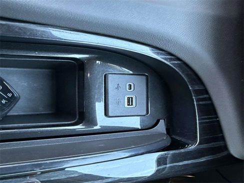 Used 2022 Cadillac Escalade ESV Sport w/ Touring Package image 27