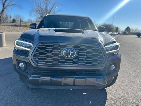 Used 2023 Toyota Tacoma TRD Sport w/ Technology Package image 3