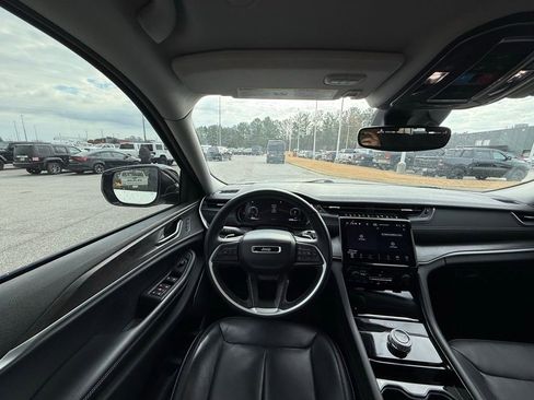 Used 2021 Jeep Grand Cherokee L Limited image 13