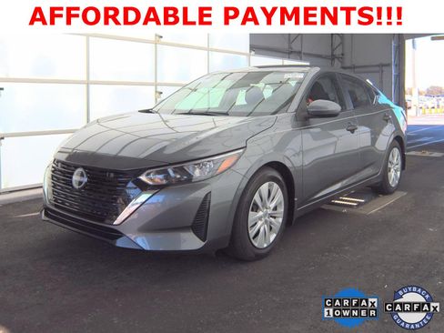 Used 2024 Nissan Sentra S image 1