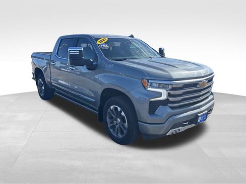Used 2025 Chevrolet Silverado 1500 High Country image 9