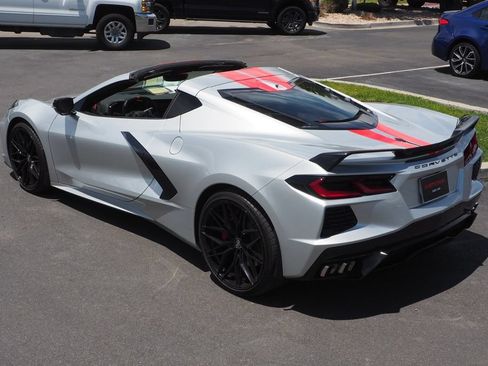 Used 2020 Chevrolet Corvette Stingray Preferred Cpe w/ 2LT Preferred Equipment Group RWD image 3