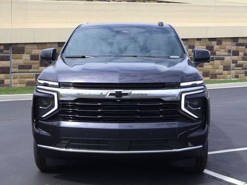 New 2026 Chevrolet Suburban LS w/ LPO, Dark Essentials Package AWD/4WD image 2