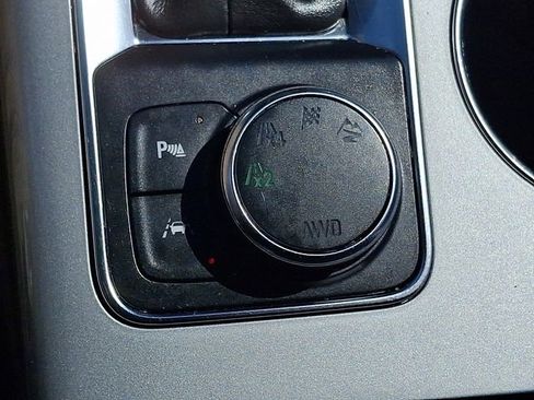 Certified 2022 Chevrolet Blazer LT AWD/4WD image 25
