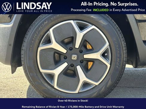 Used 2023 Rivian R1S Adventure image 8