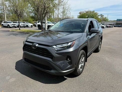Used 2025 Toyota RAV4 XLE w/ Convenience Package image 1