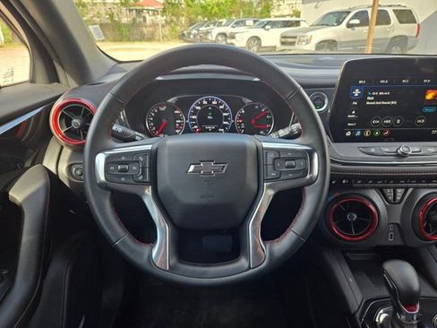 Used 2025 Chevrolet Blazer RS FWD image 23