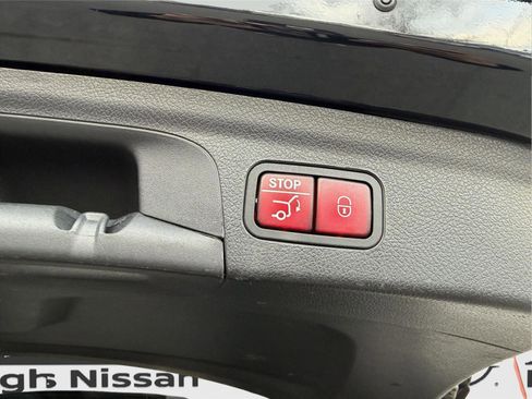 Used 2023 Mercedes-Benz GLE 350 4MATIC w/ 3rd Row Seat Package image 23