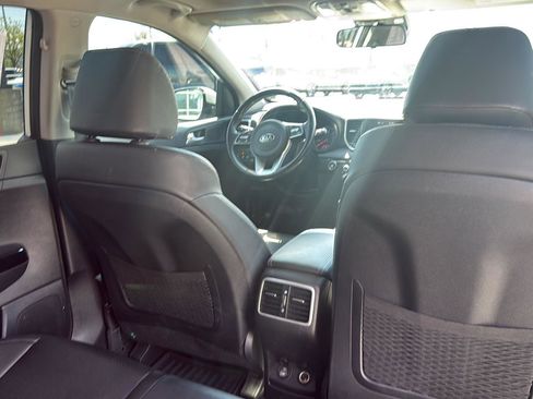 Used 2022 Kia Sportage EX AWD/4WD image 28
