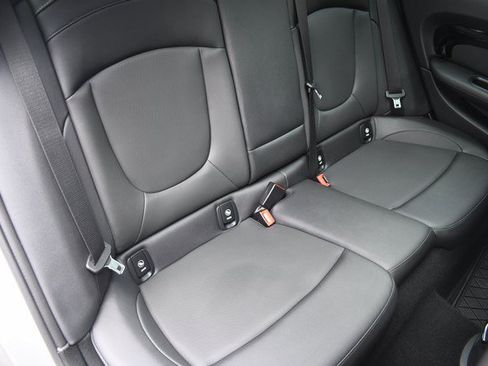 Used 2024 MINI Cooper Clubman S FWD image 29