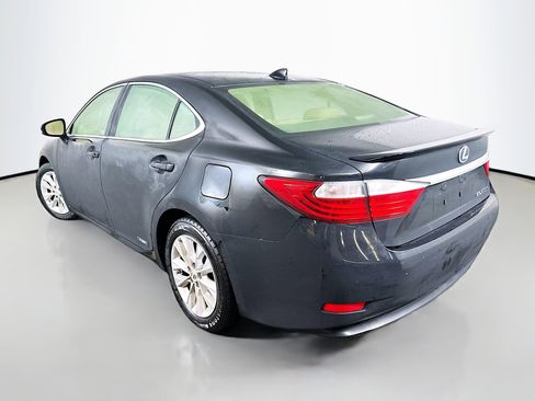 Used 2015 Lexus ES 300h Hybrid image 5