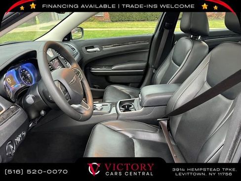 Used 2023 Chrysler 300 Touring L w/ Popular Equipment Group image 15