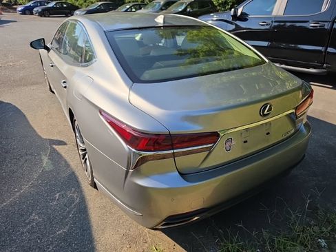 Used 2020 Lexus LS 500 w/ Interior Upgrade Package RWD image 4