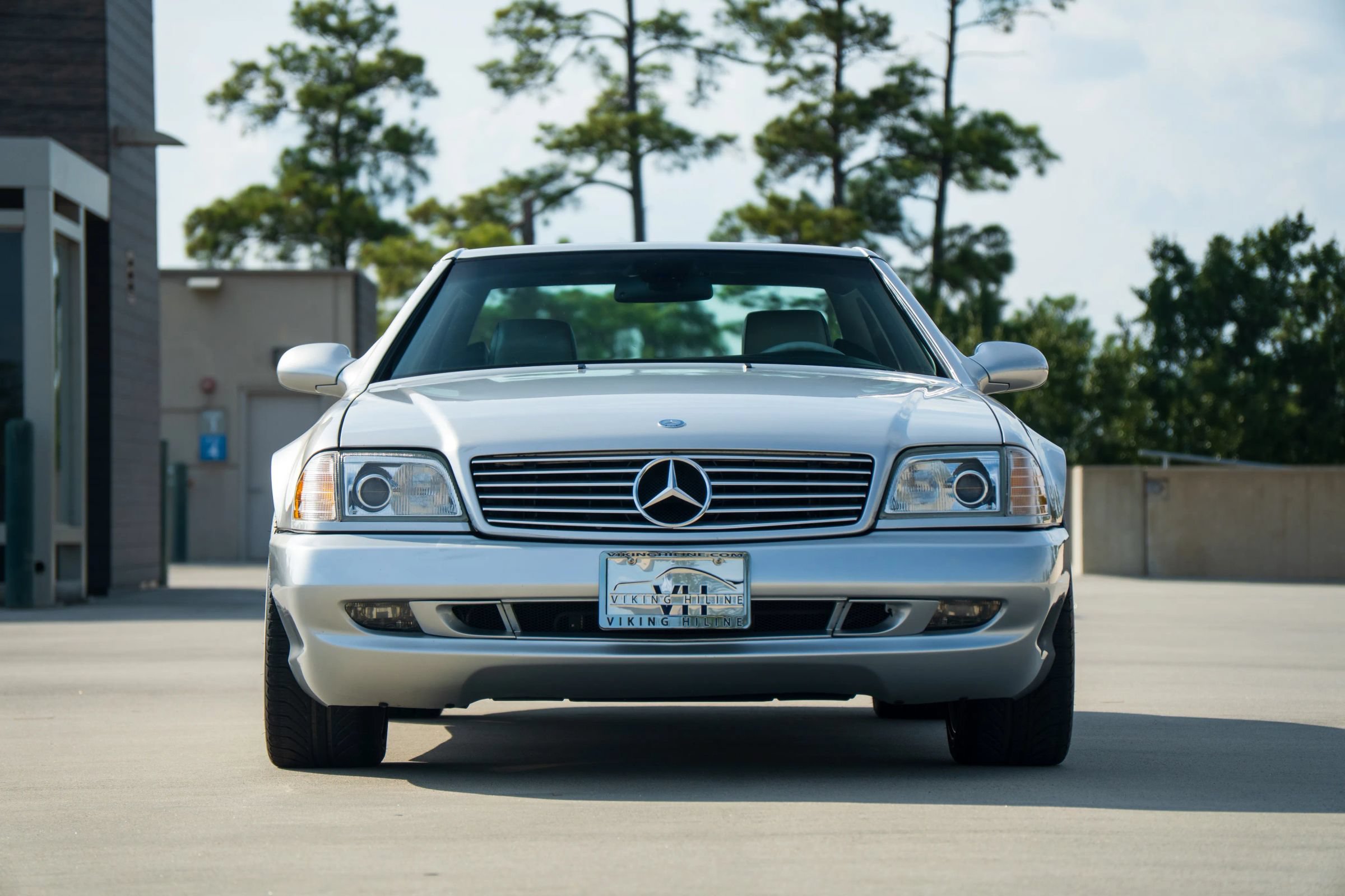 Used 2002 Mercedes-Benz SL 500 image 2