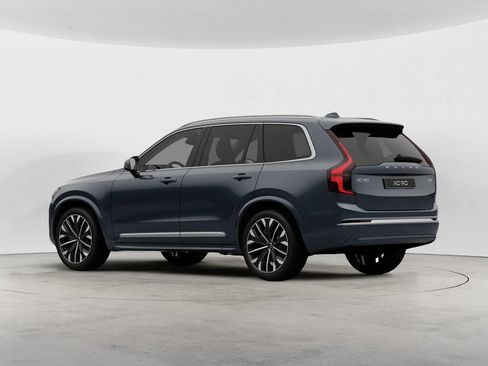 New 2026 Volvo XC90 B5 Plus w/ Protection Package Premier AWD/4WD image 5