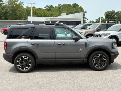 Used 2022 Ford Bronco Sport Outer Banks w/ Tech Package AWD/4WD image 6