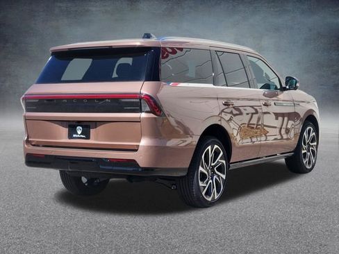 New 2026 Lincoln Navigator Black Label AWD/4WD image 7