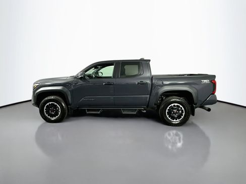 Used 2024 Toyota Tacoma TRD Off-Road w/ TRD Off Road Upgrade Package AWD/4WD image 4