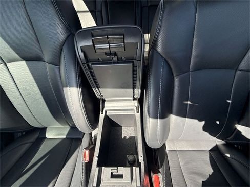 Used 2023 Subaru Outback Limited image 11