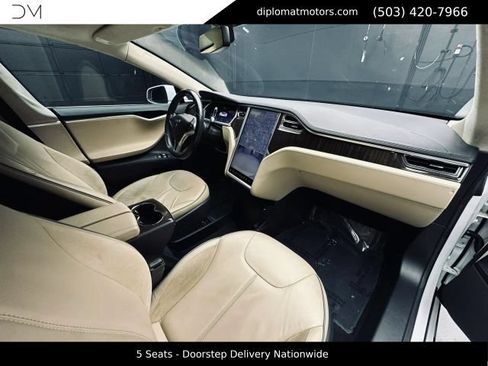 Used 2013 Tesla Model S Performance RWD image 18