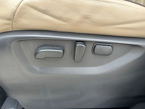 Used 2024 Nissan Armada Platinum w/ Cargo Package image 16