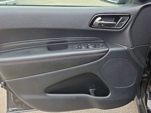 Used 2025 Dodge Durango GT AWD/4WD image 15