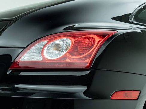 Used 2007 Chrysler Crossfire Coupe image 15