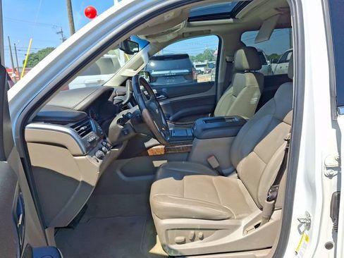 Used 2017 Chevrolet Tahoe Premier AWD/4WD image 11