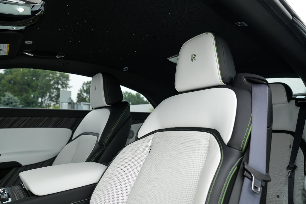 Used 2024 Rolls-Royce Spectre w/ Spectre Launch Package AWD/4WD image 24