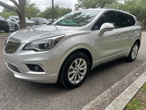 Used 2017 Buick Envision Essence FWD image 2