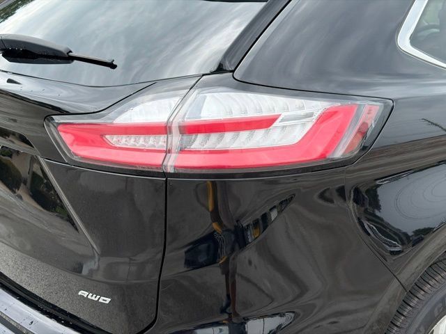 Used 2024 Ford Edge SEL AWD/4WD image 11