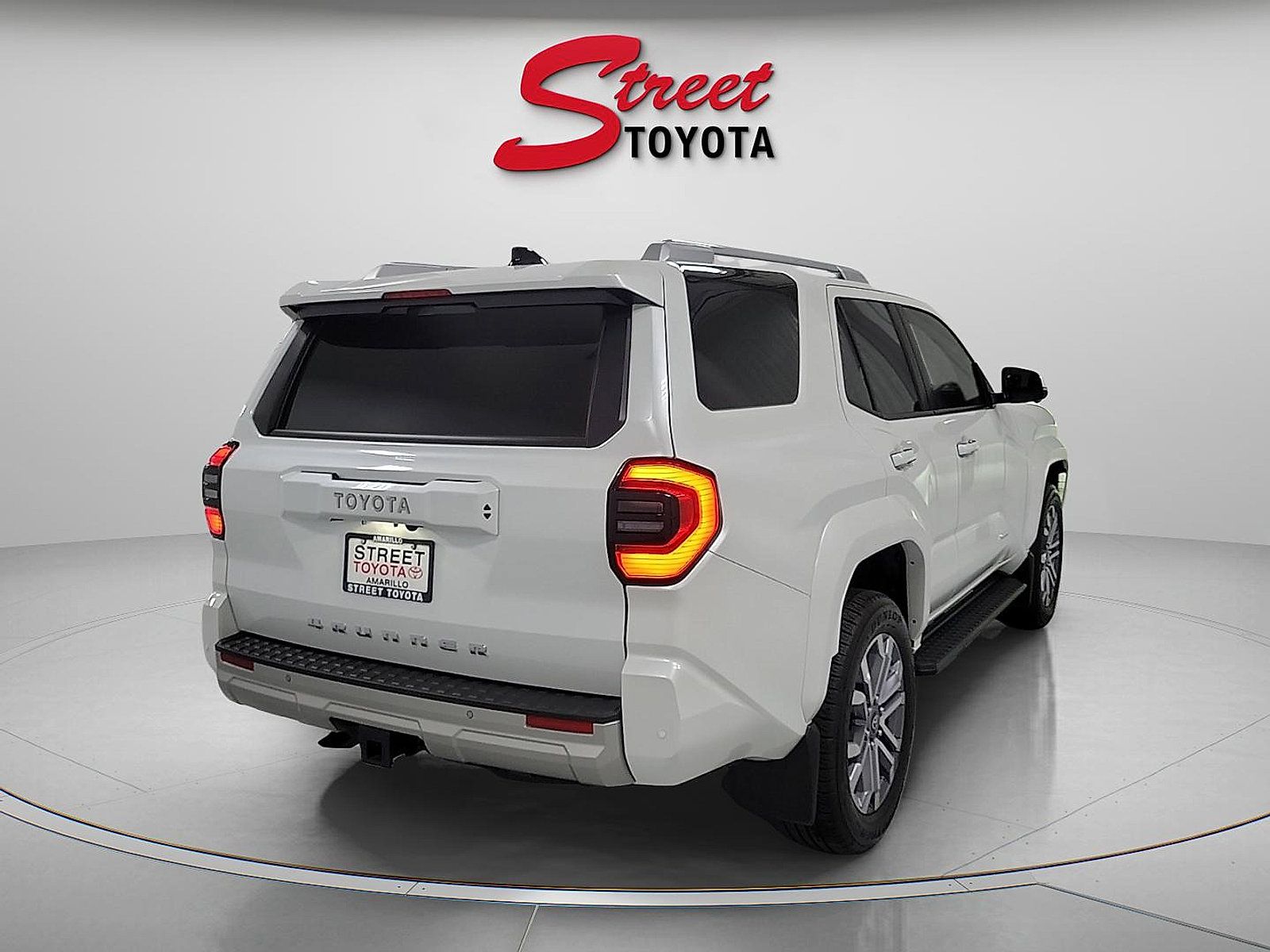 Certified 2026 Toyota 4Runner Limited AWD/4WD image 4