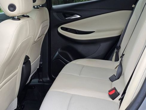 Used 2023 Buick Encore GX Preferred w/ Cold Weather Comfort Package FWD image 4