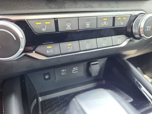 Used 2024 Nissan Altima 2.5 SR w/ SR Premium Package FWD image 21