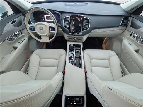 Used 2024 Volvo XC90 T8 Plus image 18