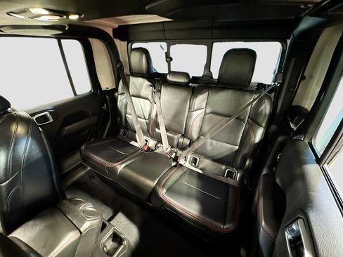 Used 2021 Jeep Gladiator Rubicon image 15