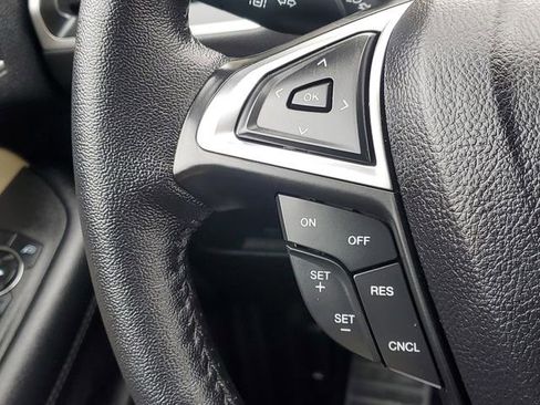 Certified 2024 Ford Edge SEL w/ Convenience Package AWD/4WD image 17