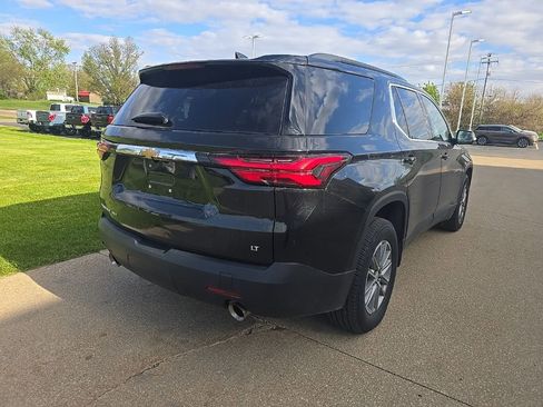 Used 2023 Chevrolet Traverse LT w/ LPO, Floor Liner Package AWD/4WD image 5
