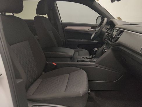 Used 2020 Volkswagen Atlas Cross Sport S image 21