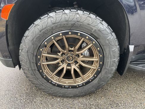 Used 2022 GMC Yukon SLE w/ Max Trailering Package image 9