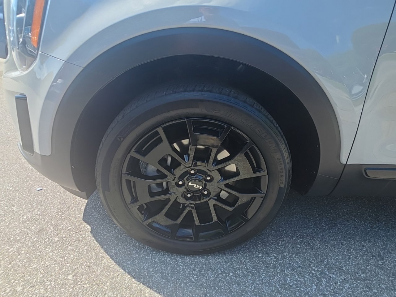 Used 2022 Kia Telluride SX w/ SX Prestige Package AWD/4WD image 13
