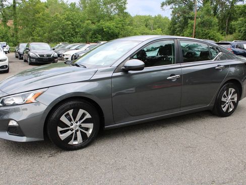 Used 2019 Nissan Altima 2.5 S FWD image 13