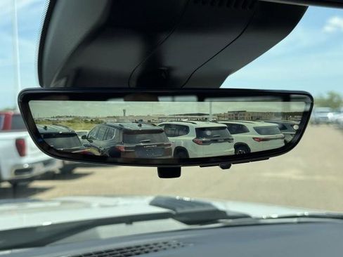 New 2026 Chevrolet Silverado 2500 ZR2 AWD/4WD image 31