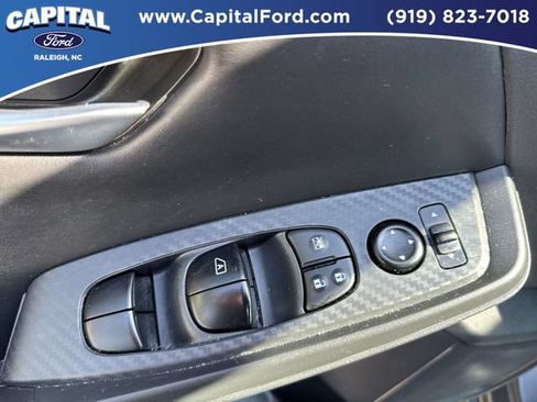 Used 2025 Nissan Sentra SV FWD image 21