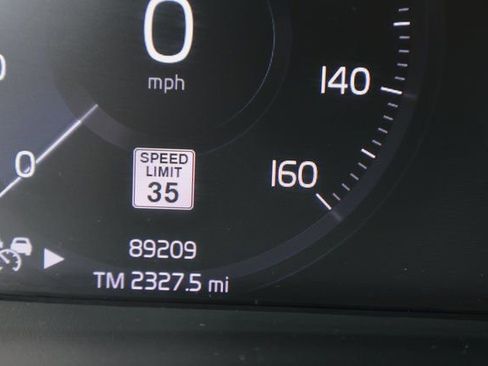 Used 2020 Volvo XC40 T5 Inscription w/ Protection Package Premier image 21