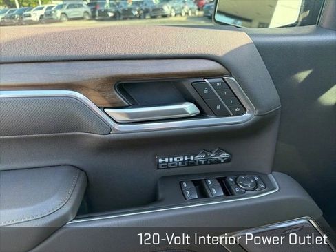 Used 2026 Chevrolet Silverado 1500 High Country w/ Technology Package AWD/4WD image 30