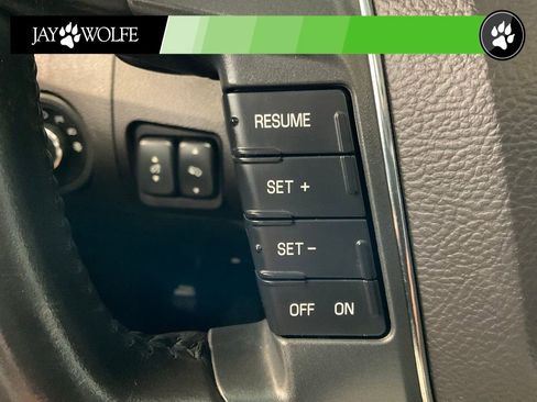 Used 2010 Ford Taurus Limited AWD/4WD image 12