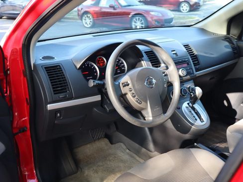 Used 2012 Nissan Sentra 2.0 SR FWD image 8