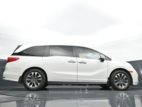 Used 2024 Honda Odyssey EX-L image 29