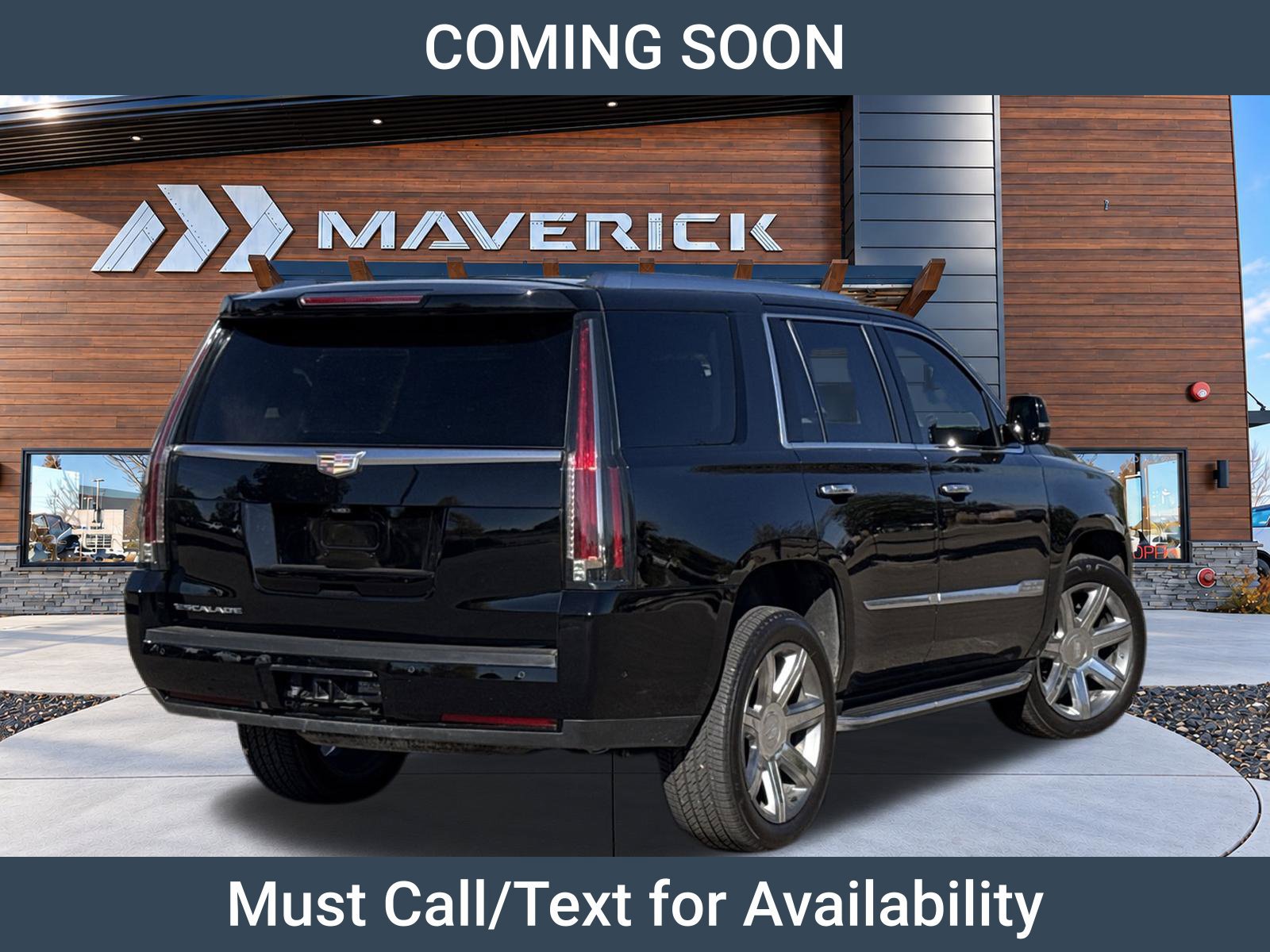 Used 2019 Cadillac Escalade Luxury AWD/4WD image 7